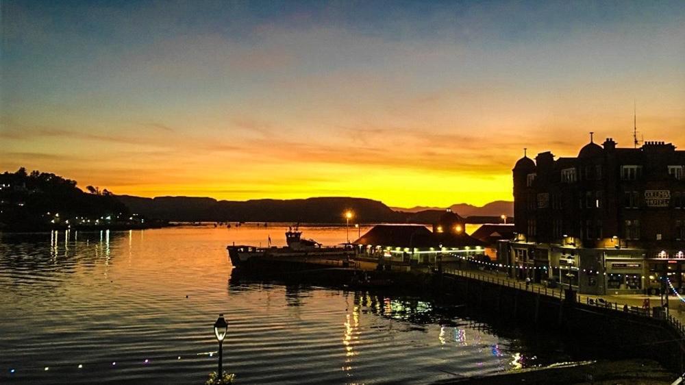 Oban Bay Apartments エクステリア 写真
